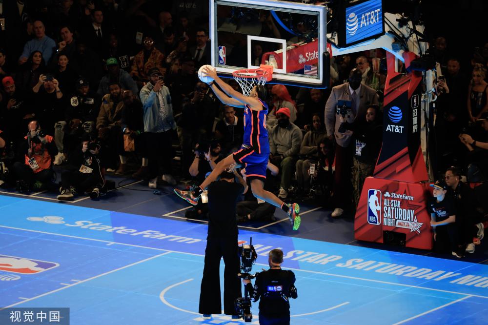 奋力冲击榜 奋力冲击榜