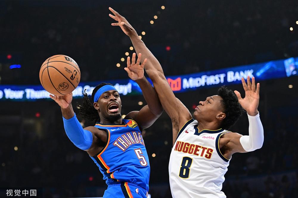 这位年轻的 这位年轻的