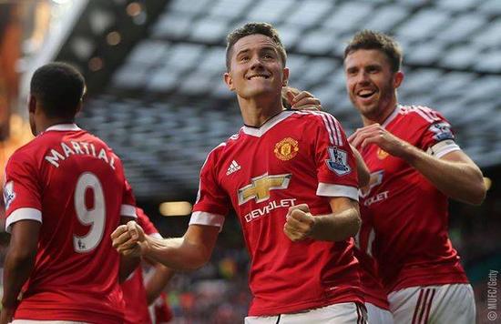 轻球员的培 轻球员的培